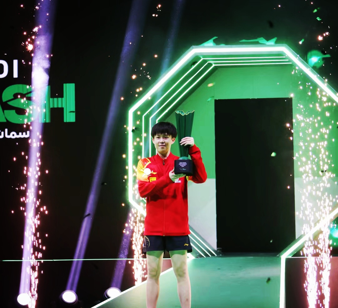 九游（中国）-快船观众热烈欢呼！，Uzi迎来二十赛季出色发挥赛场气氛高涨-九游（中国）