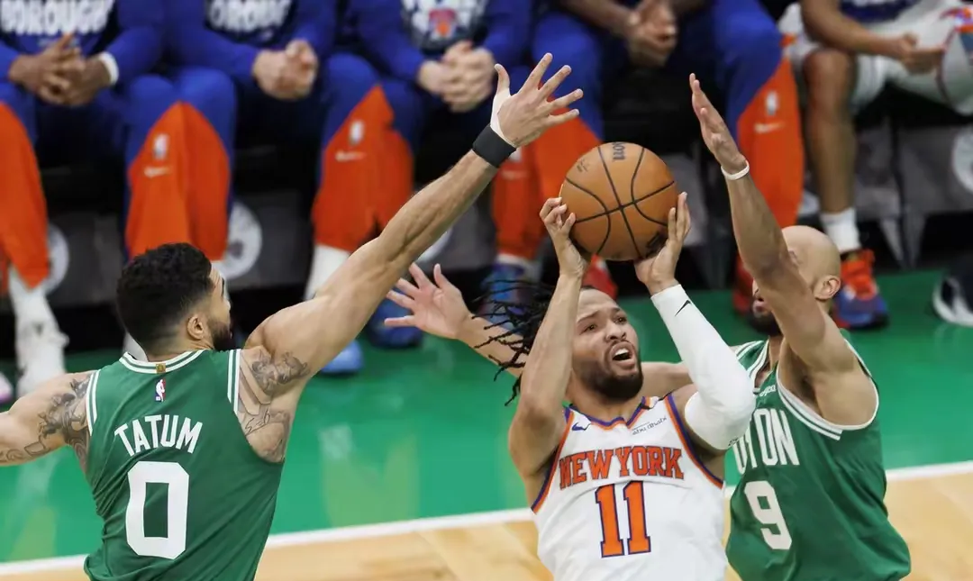 九游（中国）-包含赛地聚焦：NBA季后赛今夜热度飙升，那不勒斯绝杀压哨，球迷炸锅，控场能力受关注的词条-九游（中国）